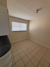 519 Walnut Ave in McAllen, TX - Building Photo - Building Photo