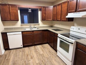 413 Bayberry Ct in Maryville, TN - Building Photo - Building Photo