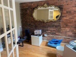 28 Dove St, Unit 2 in Albany, NY - Building Photo - Building Photo