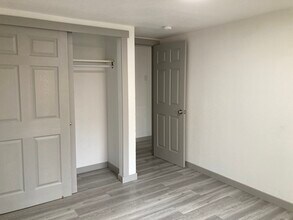 1021 Turpin St in Anchorage, AK - Building Photo - Building Photo