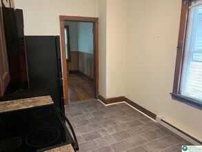 1030 Center St in Bethlehem, PA - Foto de edificio - Building Photo