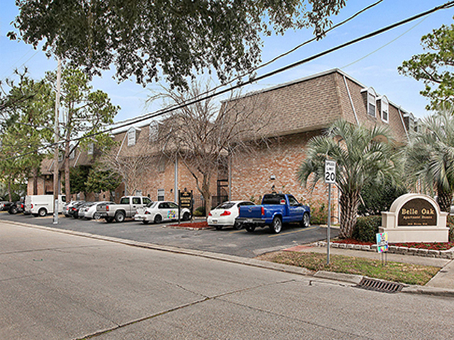 Belle Oak Apartments in Metairie, LA - Building Photo