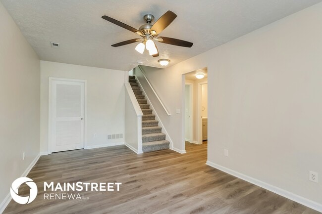 4121 Mimosa View Dr in Jeffersontown, KY - Building Photo - Building Photo