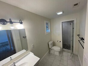 49 Nebraska St in Asheville, NC - Building Photo - Building Photo