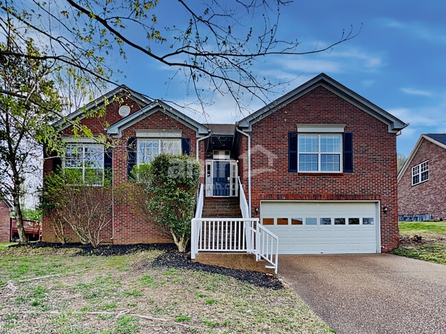 property at 7821 Farmington Pl