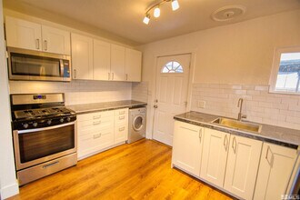 550 W 10th St in Reno, NV - Building Photo - Building Photo