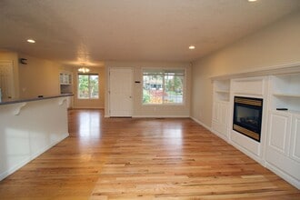 5764 SW Kimball Ct in Lake Oswego, OR - Building Photo - Building Photo