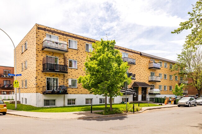 6230-6240 Renoir Rue