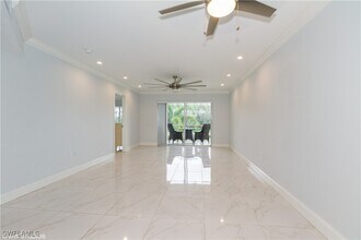 501 Forest Lakes Blvd in Naples, FL - Building Photo - Building Photo