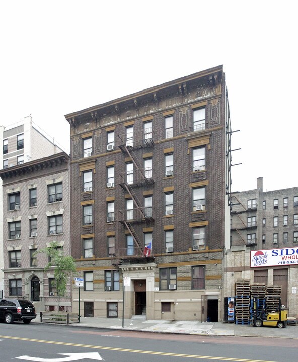 2334 Webster Ave in Bronx, NY - Foto de edificio