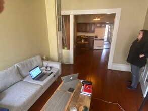 2122 N Clifton Ave in Chicago, IL - Building Photo - Building Photo