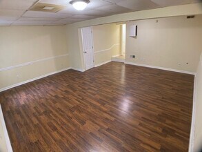 1806 Sara Ln in Raleigh, NC - Building Photo - Building Photo