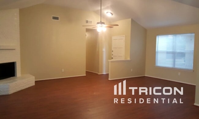 8610 Orchard Ridge Ln in Humble, TX - Building Photo - Building Photo
