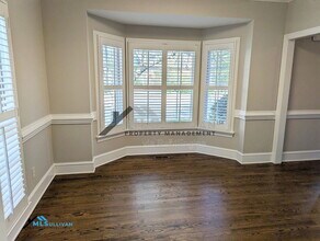 1306 Hampshire Ct in Raleigh, NC - Building Photo - Building Photo