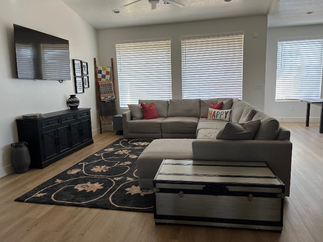 2998 Photinia Dr in Saint George, UT - Building Photo - Building Photo