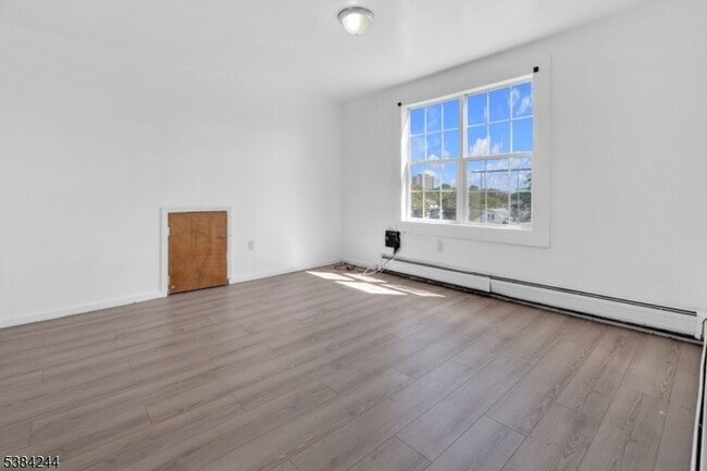 47 Parkview Terrace in Newark, NJ - Building Photo - Building Photo