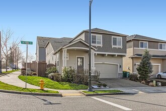 16678 NW Viola St in Portland, OR - Building Photo - Building Photo