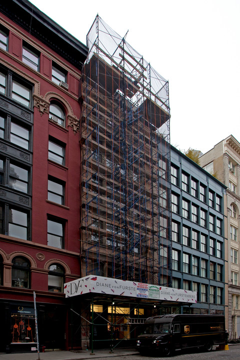 135 Wooster St in New York, NY - Building Photo