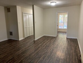 6112 Bushmills St in Raleigh, NC - Building Photo - Building Photo