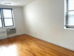 200 E 28th St in New York, NY - Foto de edificio - Building Photo