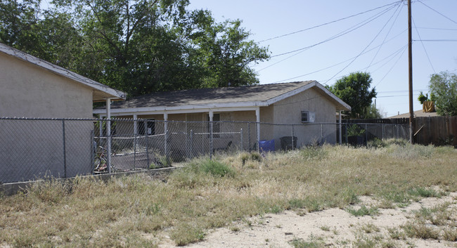 11841 Brockman Ave in Adelanto, CA - Building Photo - Building Photo