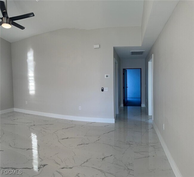 1578 Gretchen Ave S in Lehigh Acres, FL - Building Photo - Building Photo