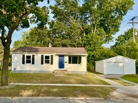 5220 Western Rd in Flint, MI - Building Photo