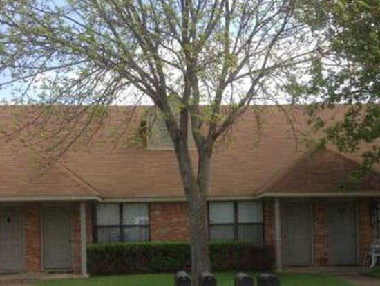 1310 Chapelwood Dr in Waco, TX - Building Photo