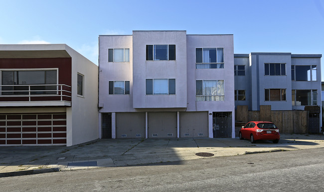 156 Terra Vista Ave in San Francisco, CA - Building Photo - Building Photo