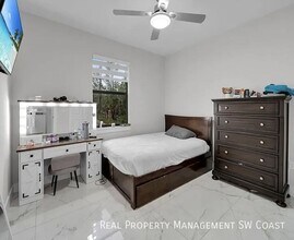 4267 4th Ave SE in Naples, FL - Building Photo - Building Photo