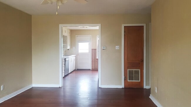 315 Tyrone Ave in Waukomis, OK - Building Photo - Building Photo