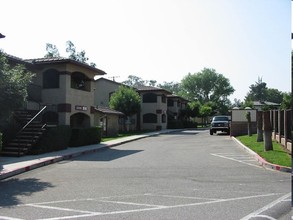 Towne Apartments in Banning, CA - Building Photo - Building Photo