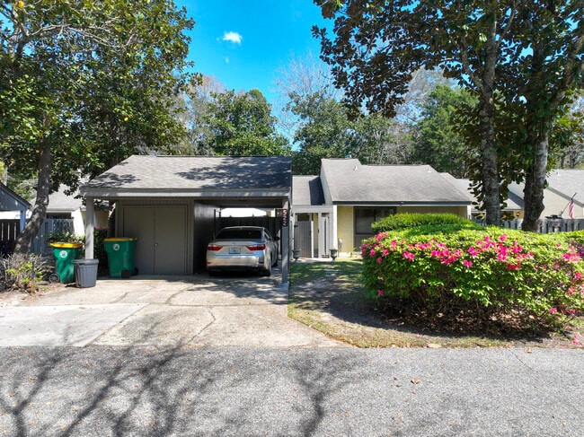 property at 1000 Bay Dr
