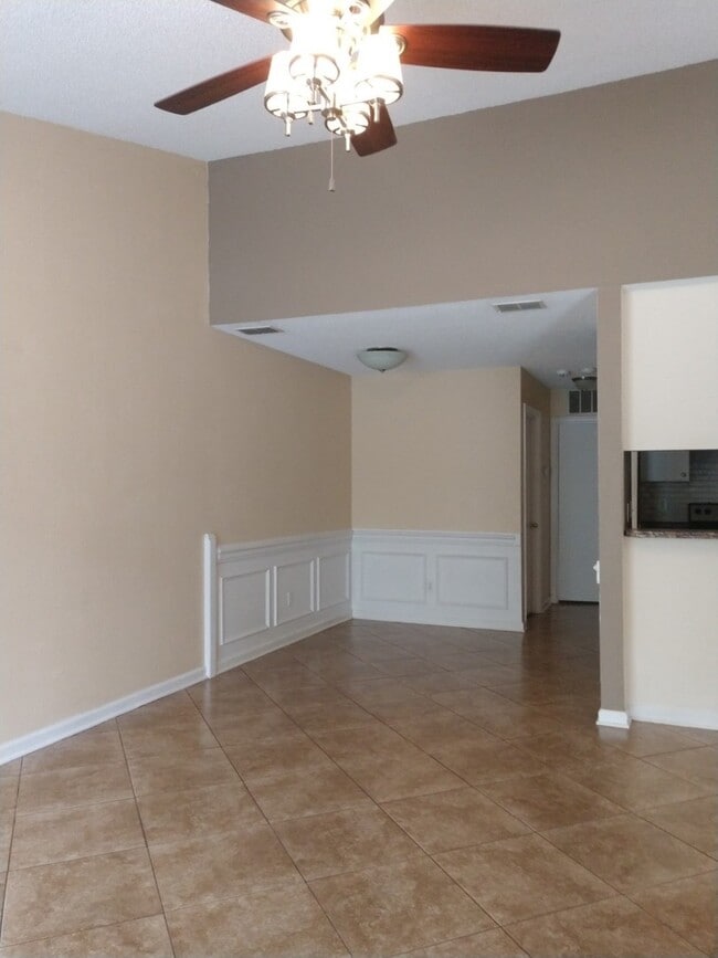 2928 Capital Park Dr in Tallahassee, FL - Building Photo - Building Photo
