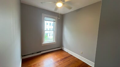 687 State St in Albany, NY - Building Photo - Building Photo