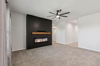 620 Whitecomb Ln in Justin, TX - Building Photo - Building Photo