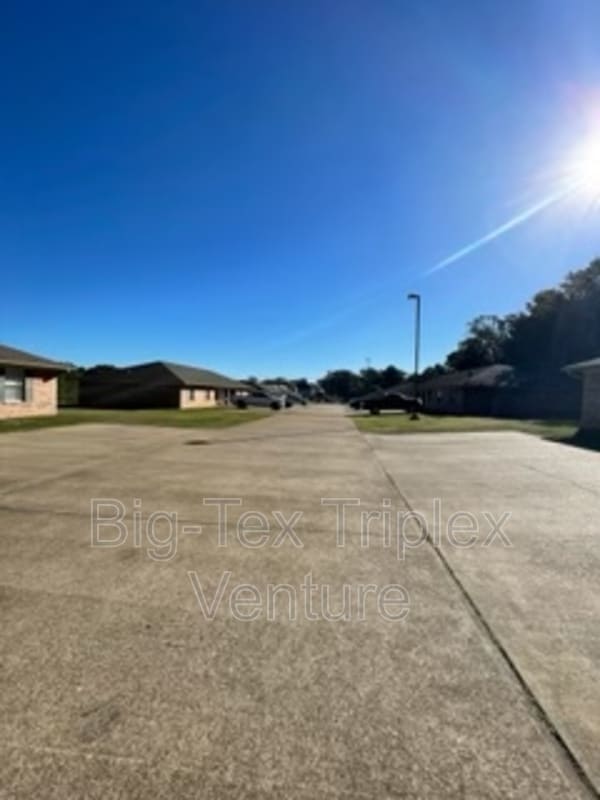278 N Pecan St in Nash, TX - Building Photo - Building Photo