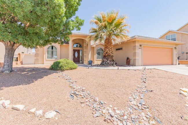 4021 Wood Loop in Alamogordo, NM - Building Photo - Building Photo
