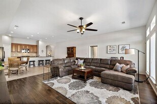 26006 Palmdale Estate Dr in Richmond, TX - Building Photo