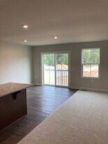 101 Martha Washington Pkwy in Williamsburg, VA - Building Photo