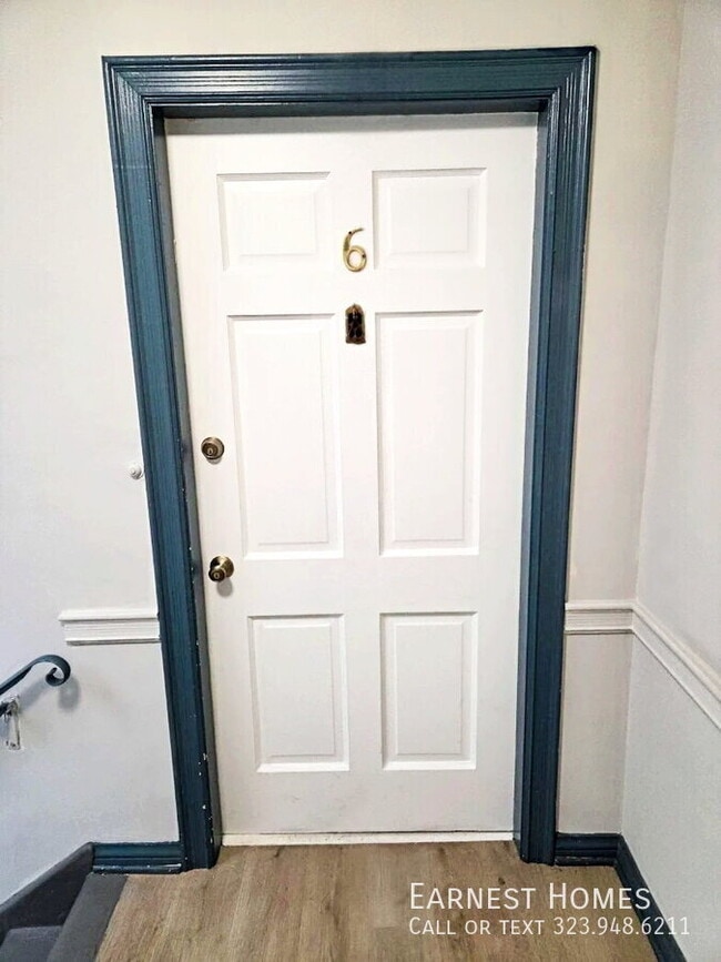 127 N Doheny Dr in West Hollywood, CA - Building Photo - Building Photo