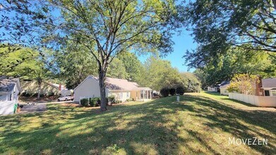 8604 Aldergate Ct in Charlotte, NC - Building Photo - Building Photo