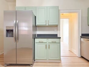 313-313 NW Martin Luther King Jr Blvd in Evansville, IN - Building Photo - Building Photo