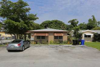 1417 NE 5th Ave in Fort Lauderdale, FL - Building Photo - Building Photo