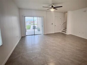 1719 Walnut Crk Dr in Kissimmee, FL - Building Photo - Building Photo