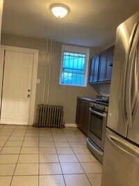 1535 Homestead St photo'