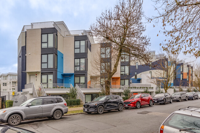 E15 in Vancouver, BC - Building Photo - Building Photo