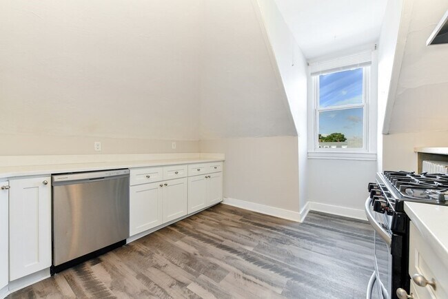 47 Appleton St in Quincy, MA - Building Photo - Building Photo