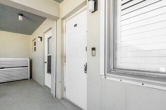 629 SE 19th Ave in Deerfield Beach, FL - Building Photo - Building Photo