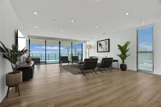 1930 Bay Dr in Miami Beach, FL - Building Photo - Building Photo